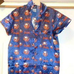 New Women's Button Gown New York Islander NHL